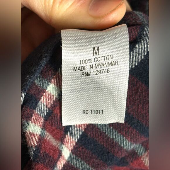 Ridgecut Toughwear Men’s Medium Red & Navy Checkered Flannel Button Down Shirt - Picture 11 of 13